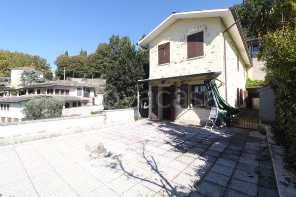 casa indipendente in vendita a Trissino