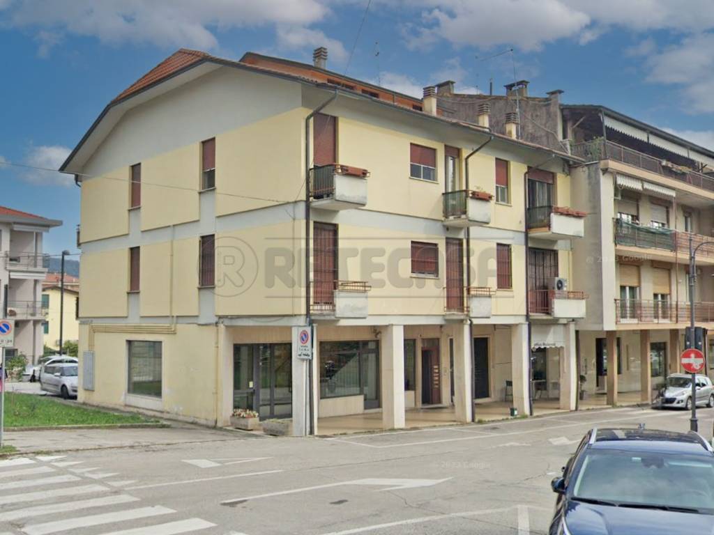 negozio in vendita a Trissino