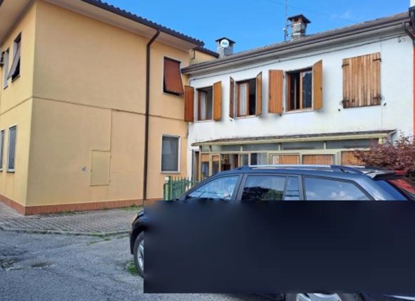 casa indipendente in vendita a Trissino