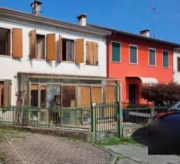 casa indipendente in vendita a Trissino