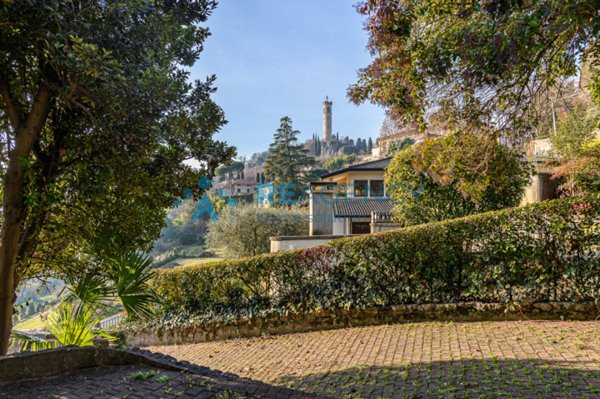 casa indipendente in vendita a Trissino