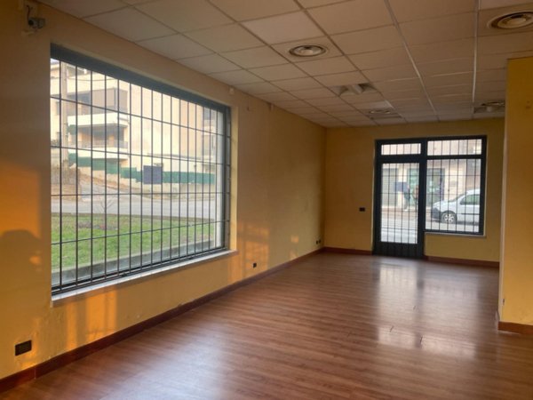 negozio in vendita a Trissino