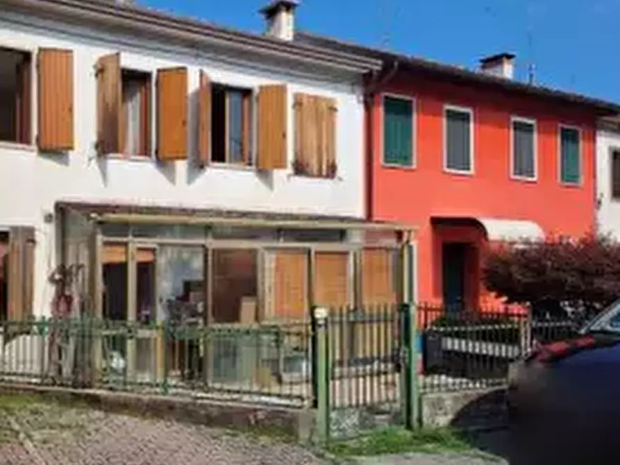 casa indipendente in vendita a Trissino