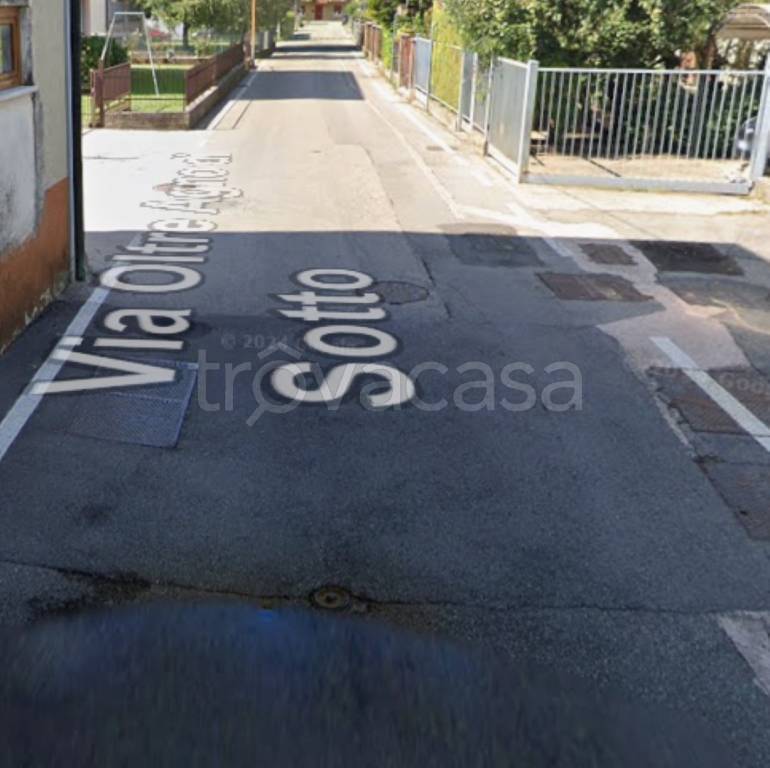 negozio in vendita a Trissino