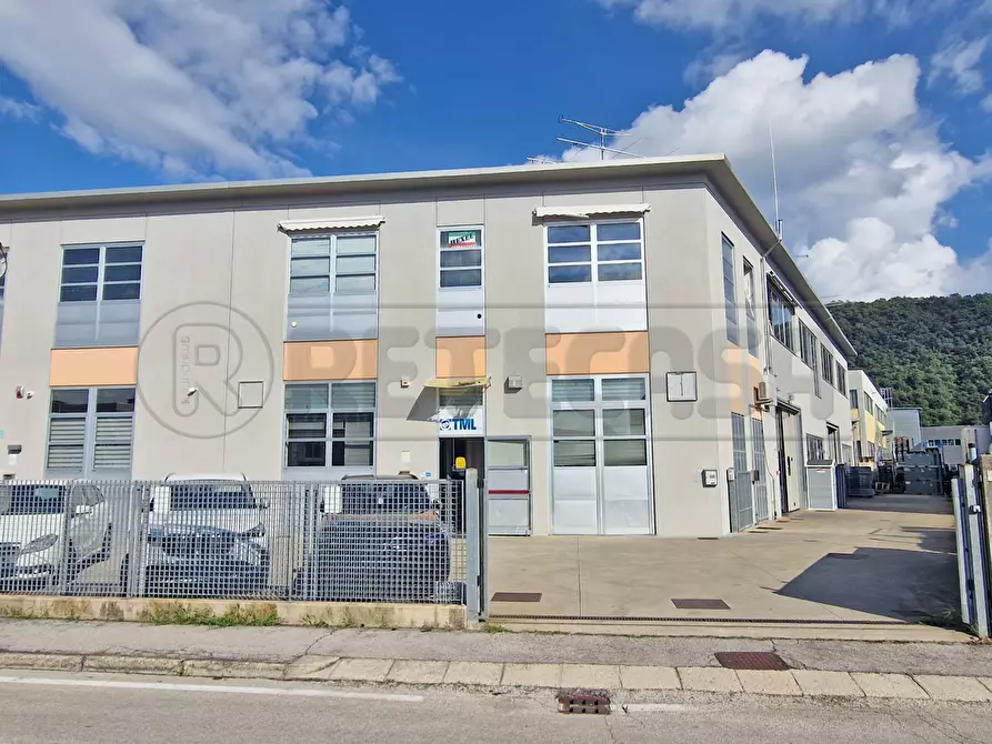 capannone in vendita a Trissino