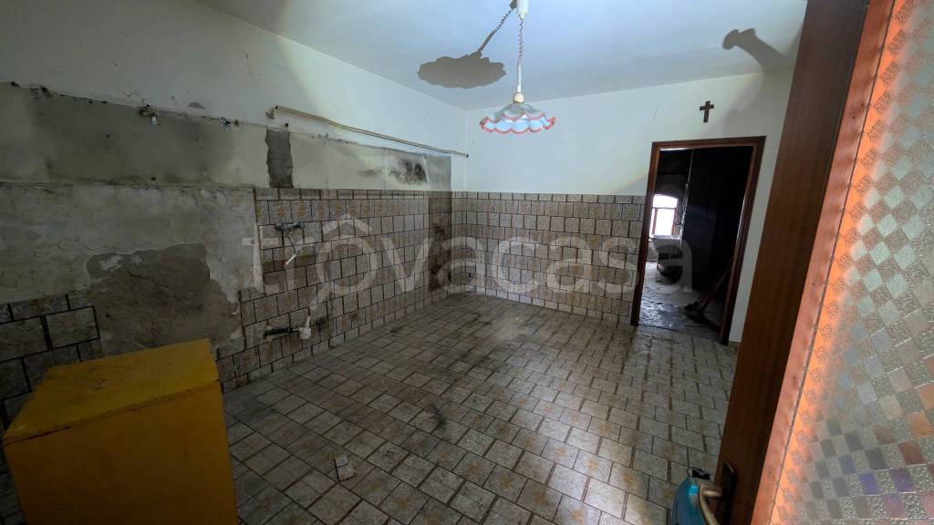 casa indipendente in vendita a Trissino in zona Lovara
