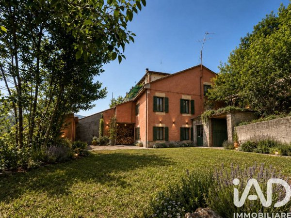 casa indipendente in vendita a Trissino in zona Lovara