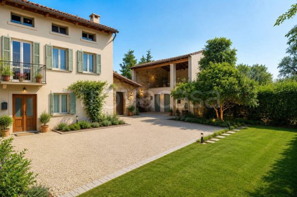 casa indipendente in vendita a Trissino