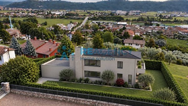 bifamiliare in vendita a Trissino