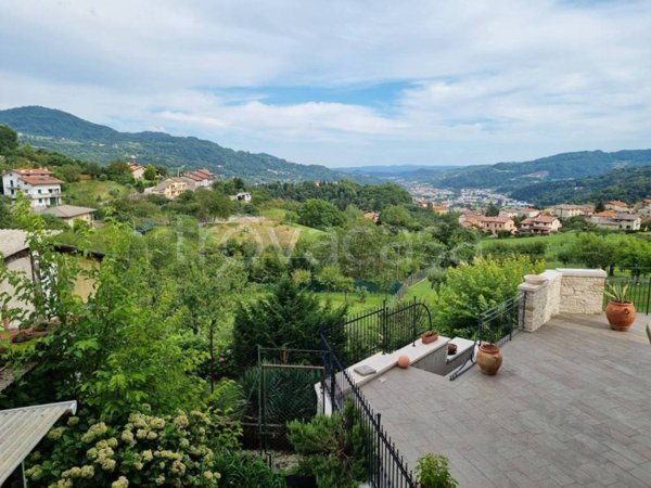 casa indipendente in vendita a Valdagno