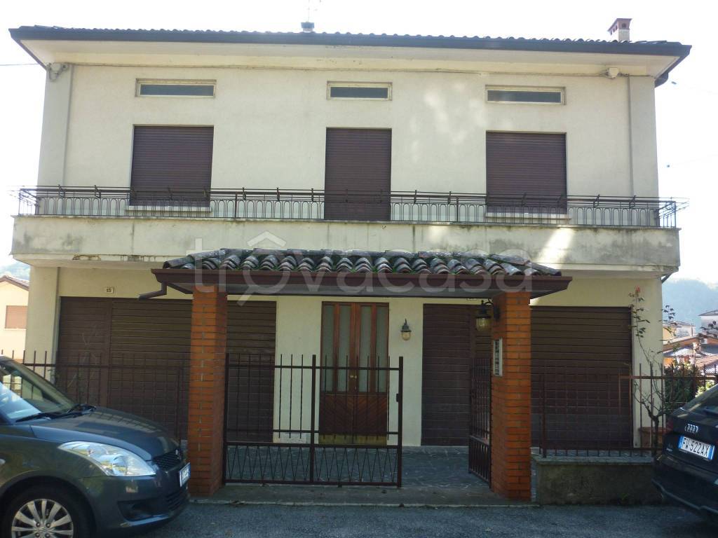 casa indipendente in vendita a Valdagno in zona Maglio di Sopra