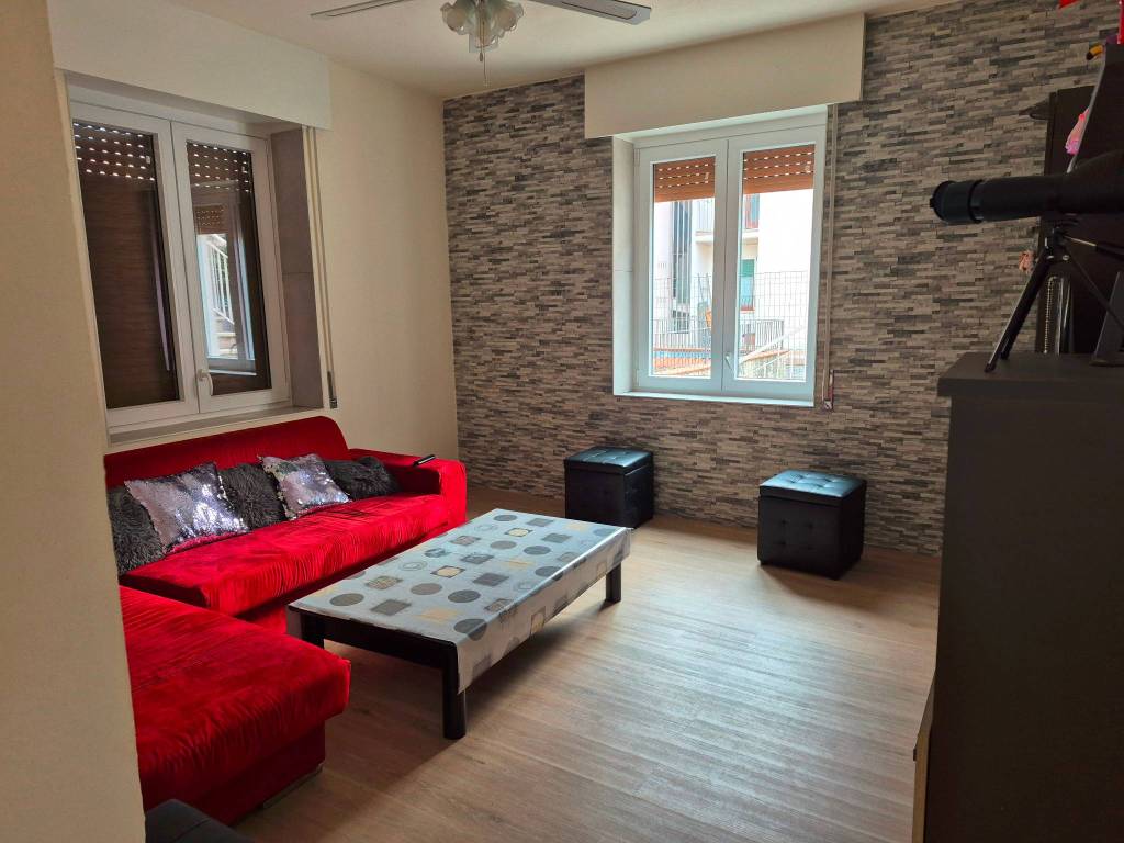 casa indipendente in vendita a Valdagno