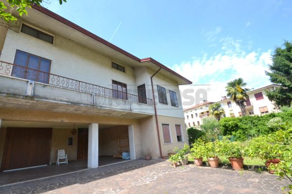 casa indipendente in vendita a Valdagno