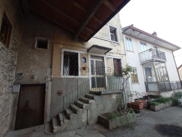 casa indipendente in vendita a Valdagno