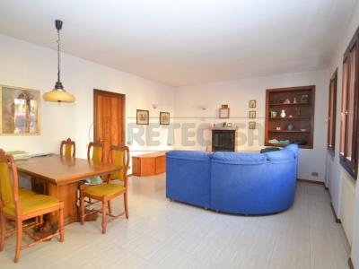 casa indipendente in vendita a Valdagno in zona Piana