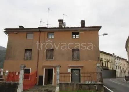 appartamento in vendita a Valdagno in zona Maglio di Sopra