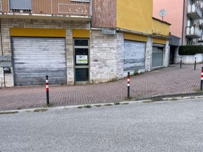 negozio in vendita a Valdagno