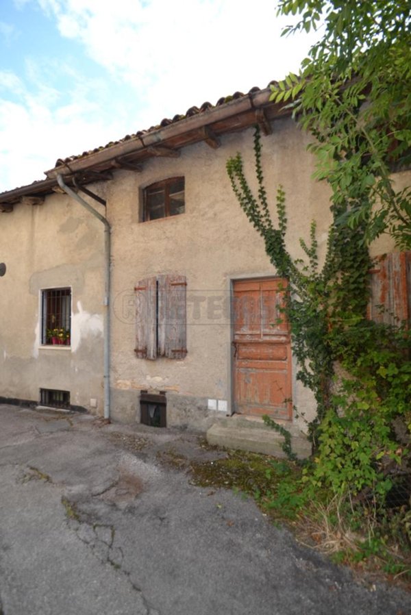 esavano in vendita a Valdagno
