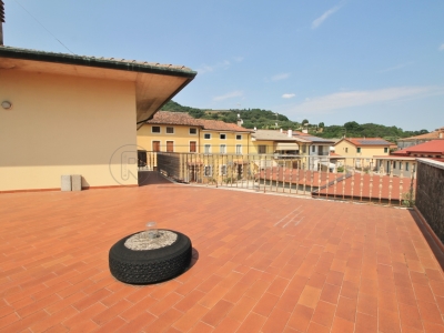 casa indipendente in vendita a Valdagno