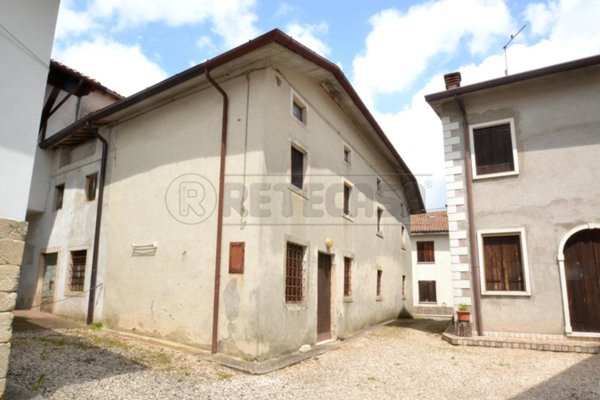 pentavano in vendita a Valdagno in zona Castelvecchio