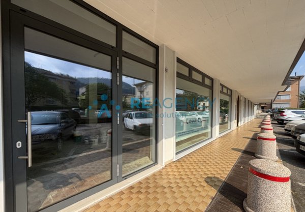 negozio in vendita a Valdagno