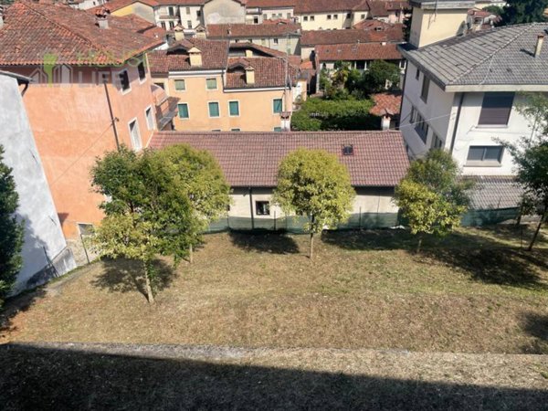 casa indipendente in vendita a Valdagno