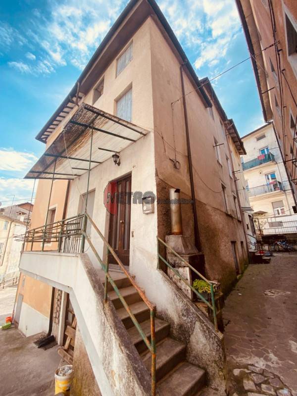 casa semindipendente in vendita a Valdagno