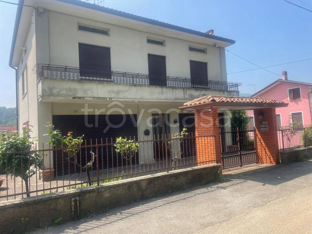 casa indipendente in vendita a Valdagno