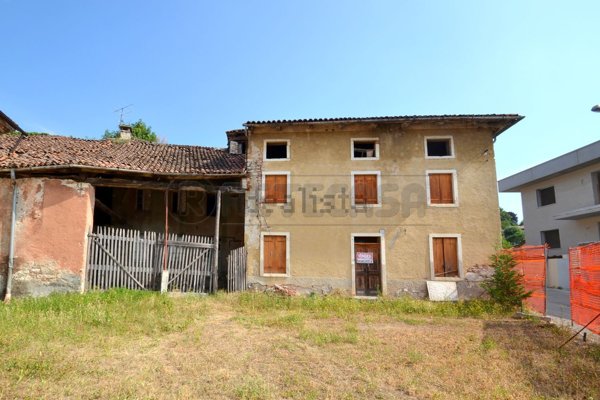 casa indipendente in vendita a Valdagno