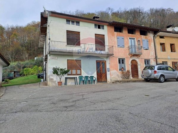 casa indipendente in vendita a Valdagno