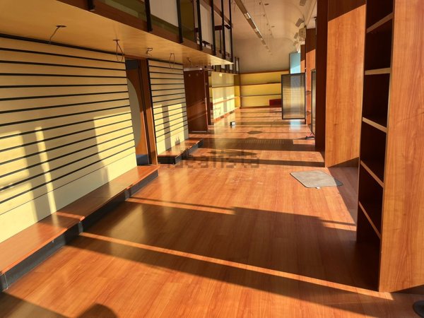 negozio in vendita a Valdagno