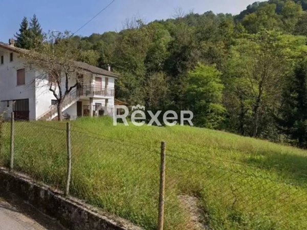 casa indipendente in vendita a Valdagno