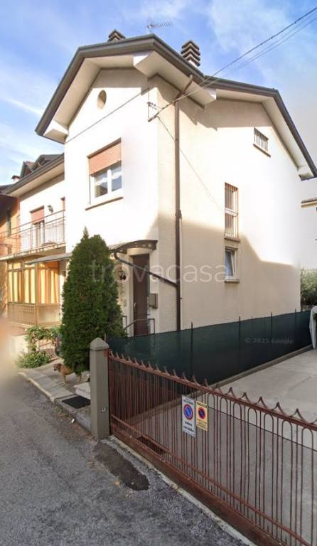 casa indipendente in vendita a Valdagno