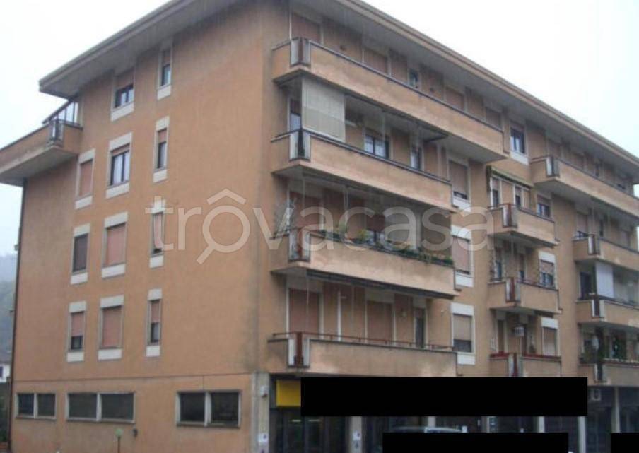 locale commerciale in vendita a Valdagno