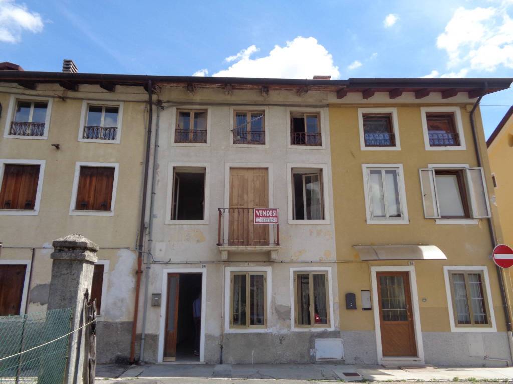 casa indipendente in vendita a Valdagno in zona Novale