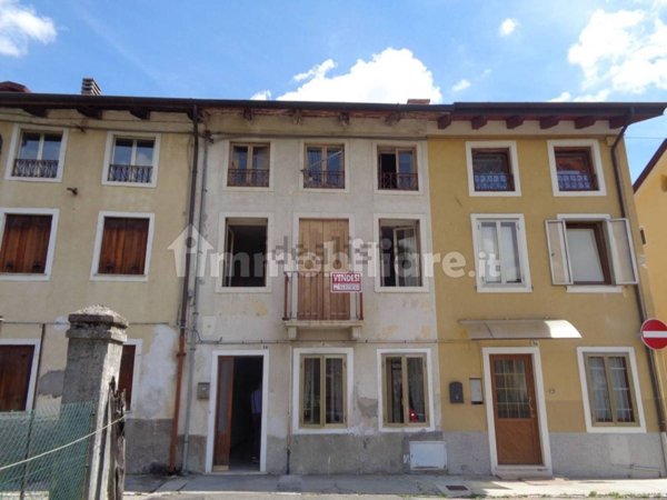 esavano in vendita a Valdagno in zona Novale