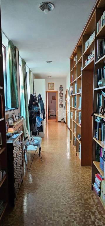 casa indipendente in vendita a Valdagno in zona Novale