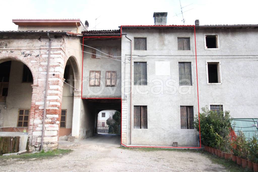 casa indipendente in vendita a Valdagno