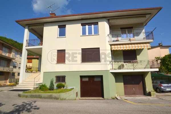 esavano in vendita a Valdagno