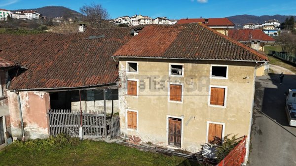 casa indipendente in vendita a Valdagno