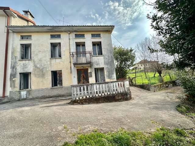 casa indipendente in vendita a Valdagno