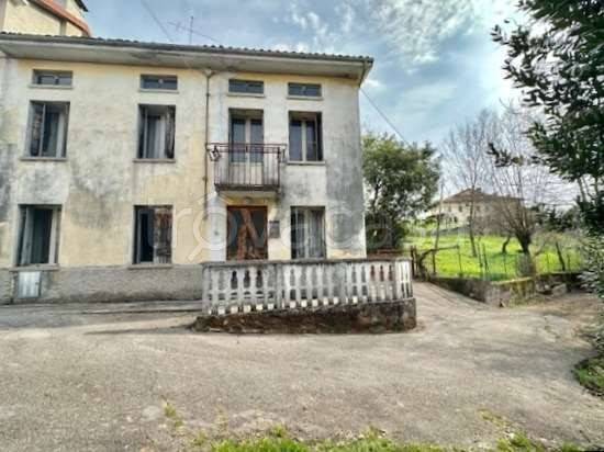 casa indipendente in vendita a Valdagno