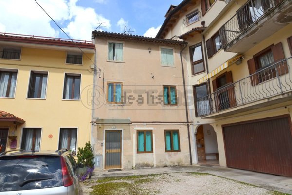 casa indipendente in vendita a Valdagno