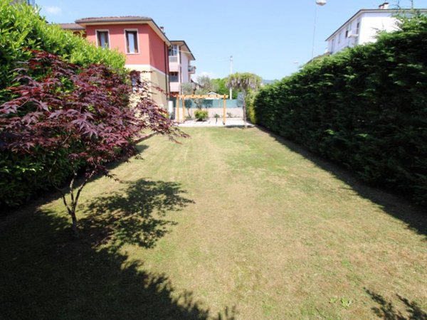 casa indipendente in vendita a Valdagno