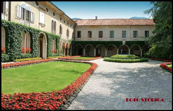casa indipendente in vendita a Valdagno