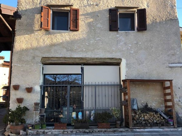 casa indipendente in vendita a Valdagno