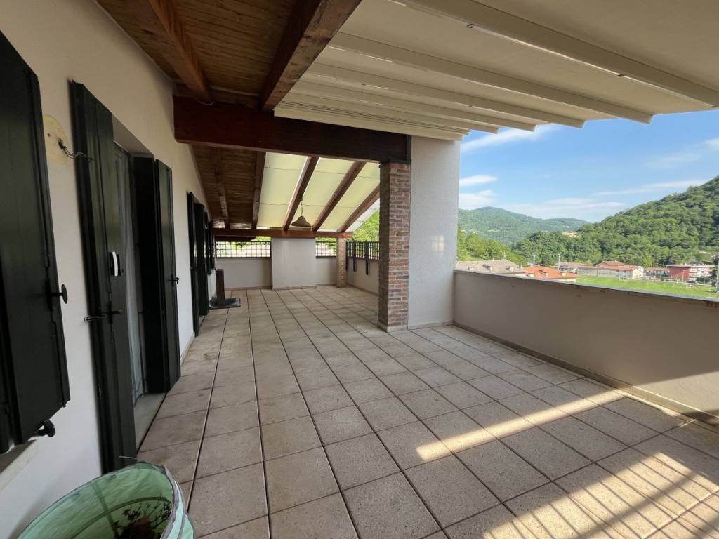 casa indipendente in vendita a Valdagno in zona Maglio di Sopra