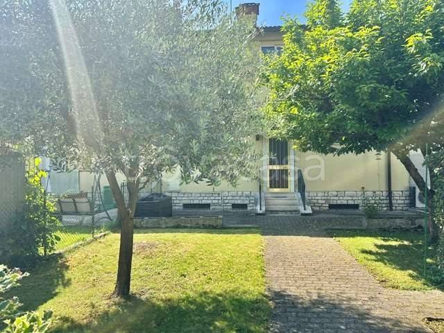 casa indipendente in vendita a Valdagno