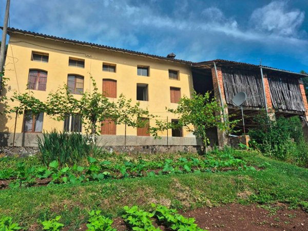casa indipendente in vendita a Valdagno in zona Piana
