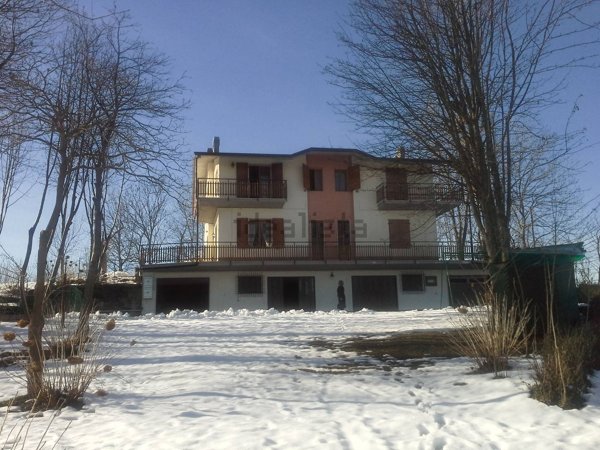 casa indipendente in vendita a Valdagno in zona Castelvecchio